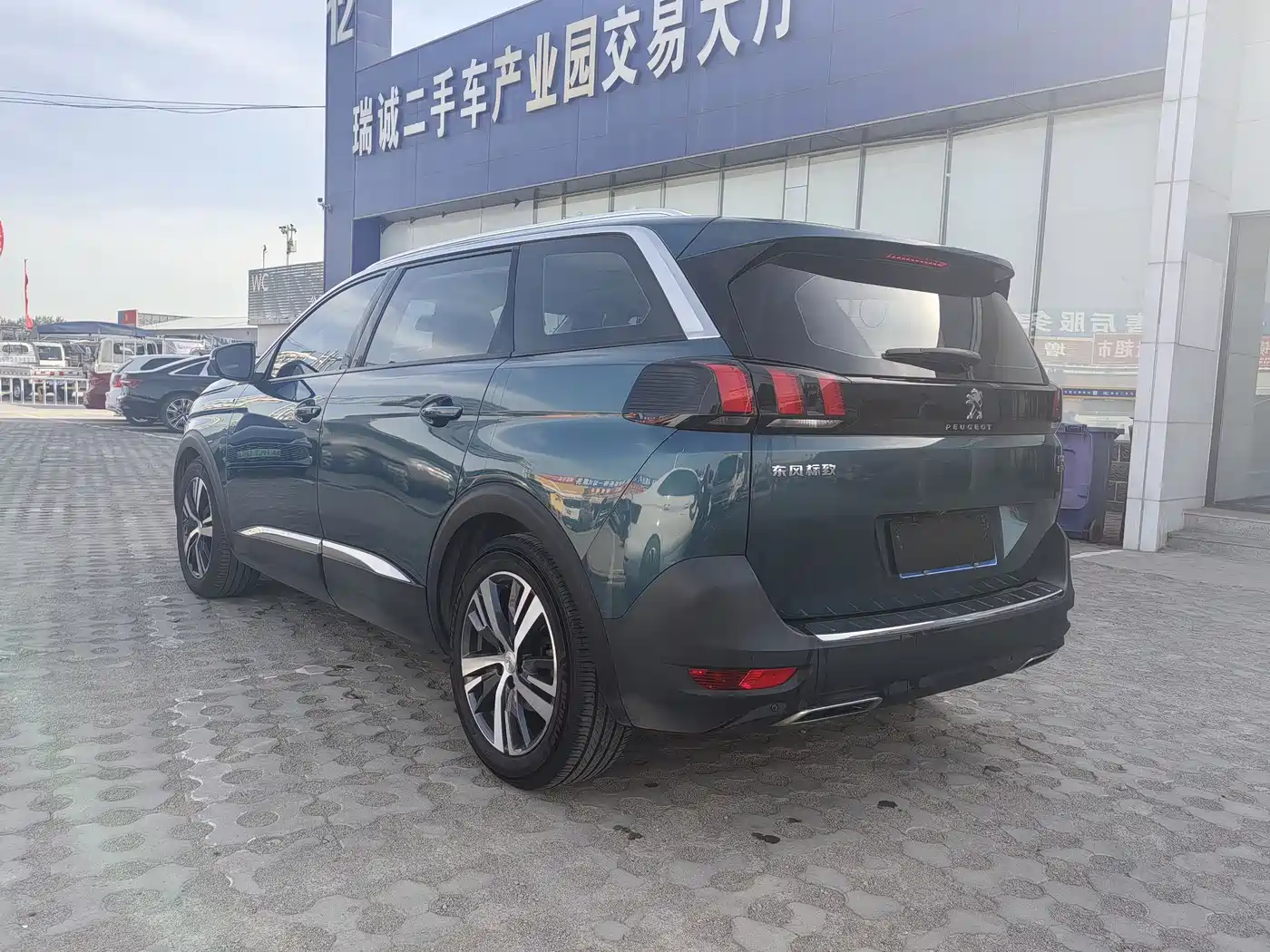 Peugeot 5008 2017 380THP 7-Seater Unlimited Edition фото 9