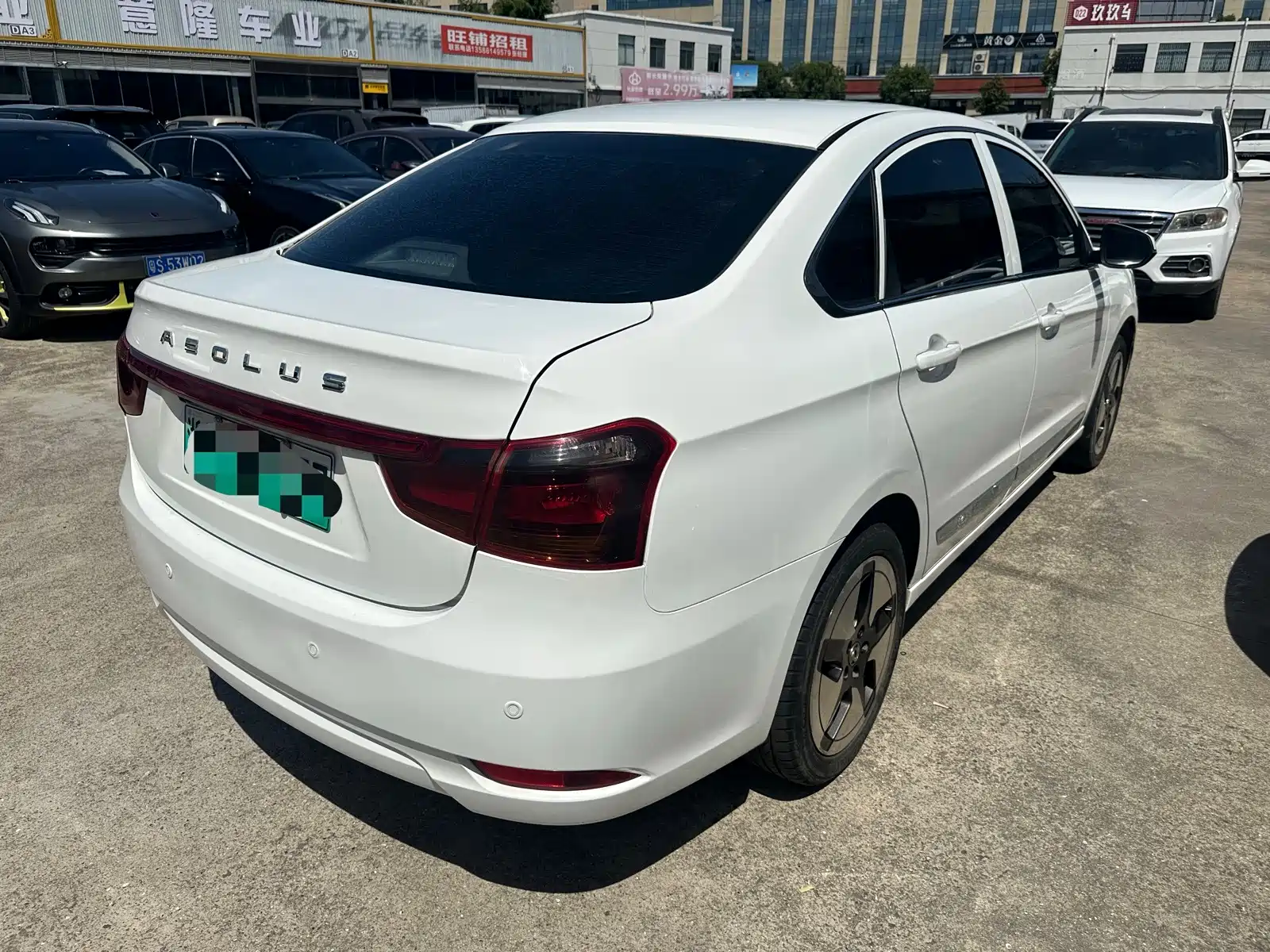 Фото 4 - Dongfeng Aeolus Dongfeng Fengshen E70