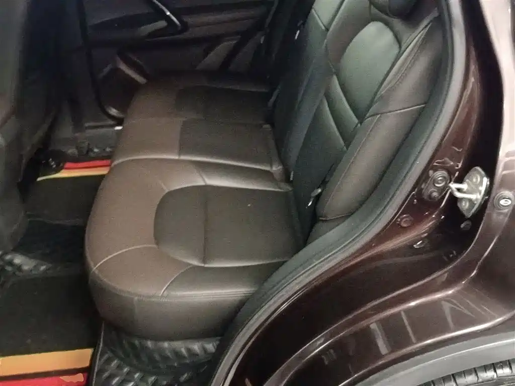 GAC Trumpchi Trumpchi GS4 2016 235T G-DCT Elite Edition фото 13