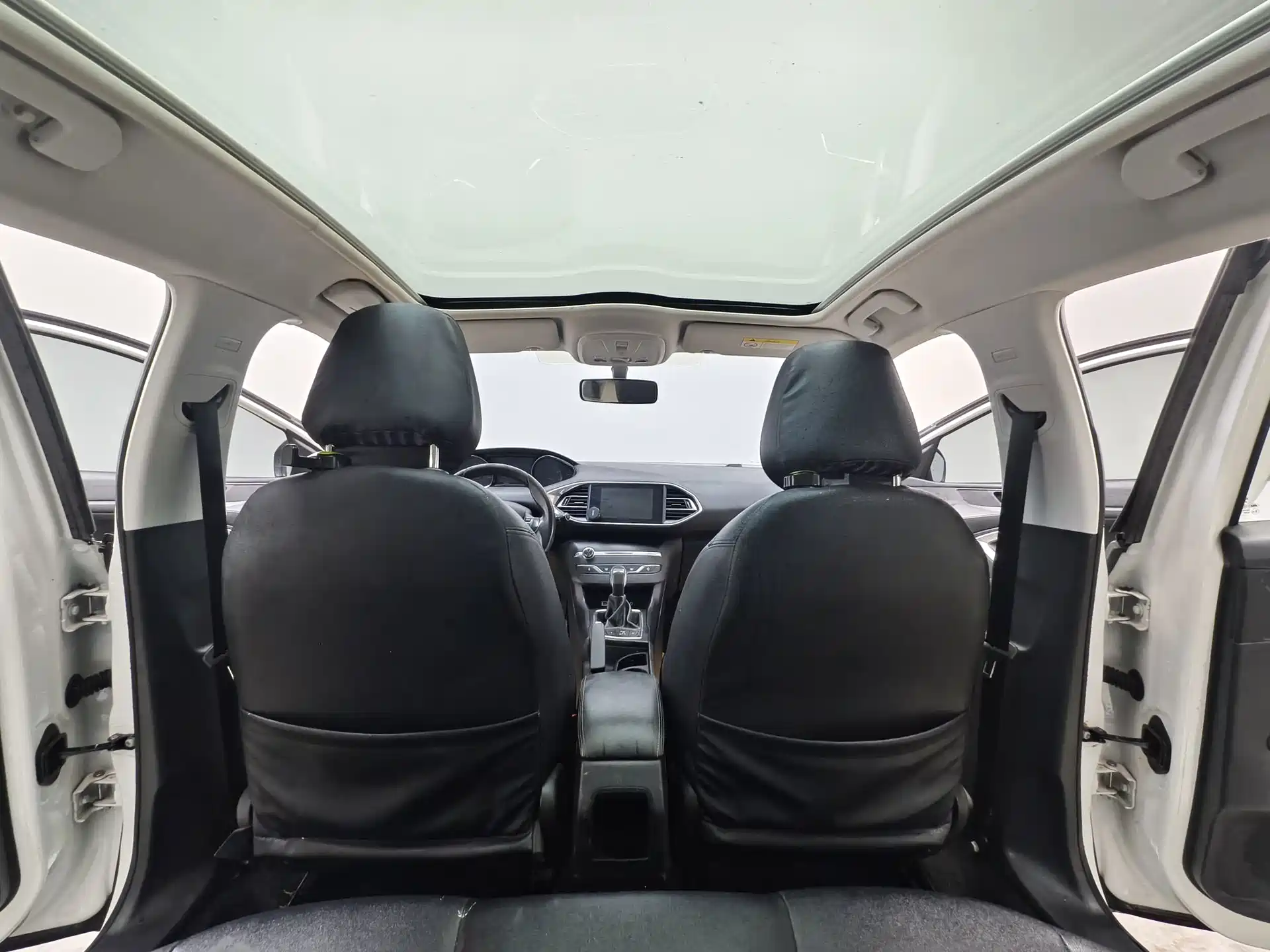 Photo 10 - Peugeot 308S