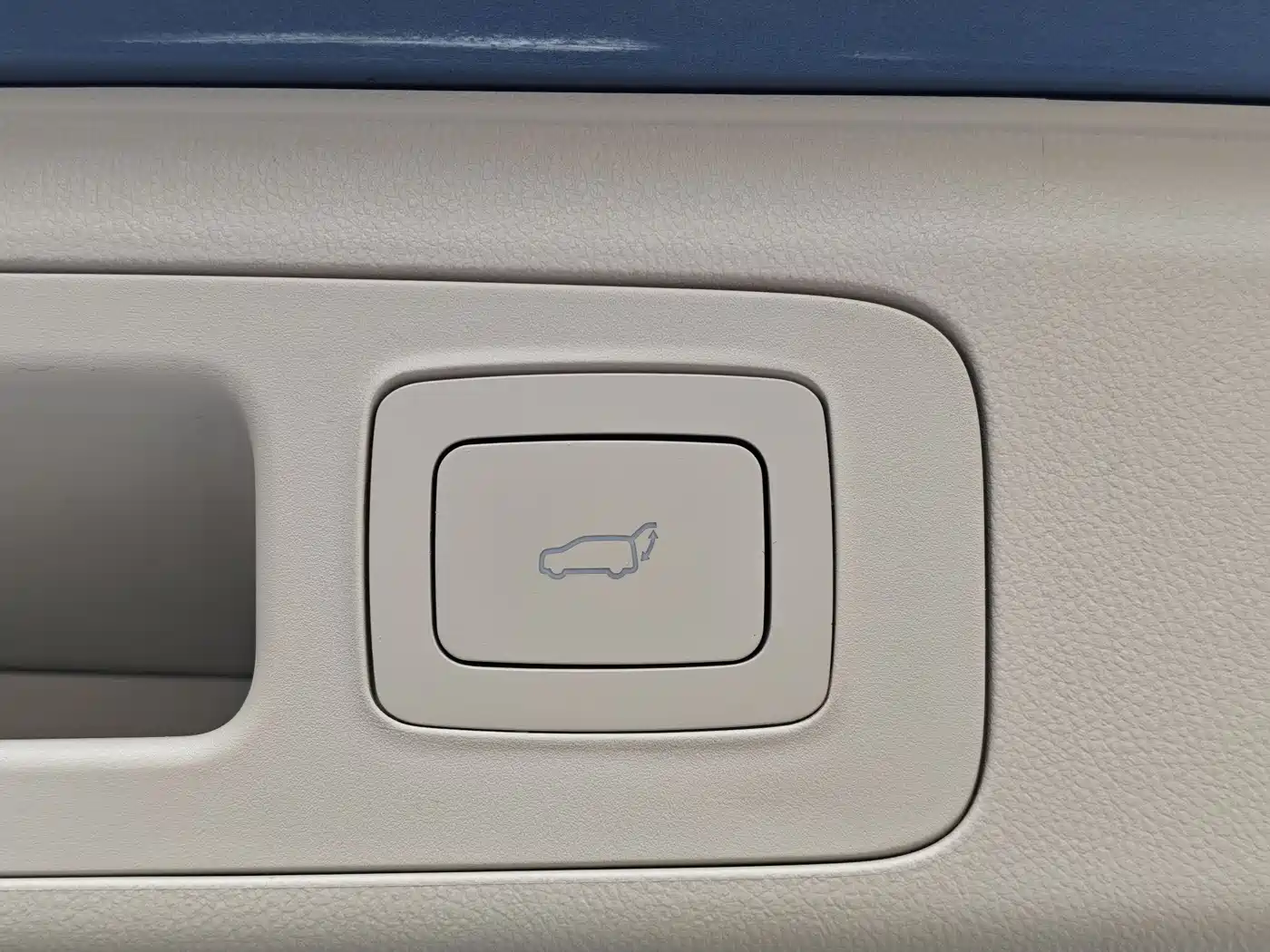 SAIC MAXUS CHASE G90