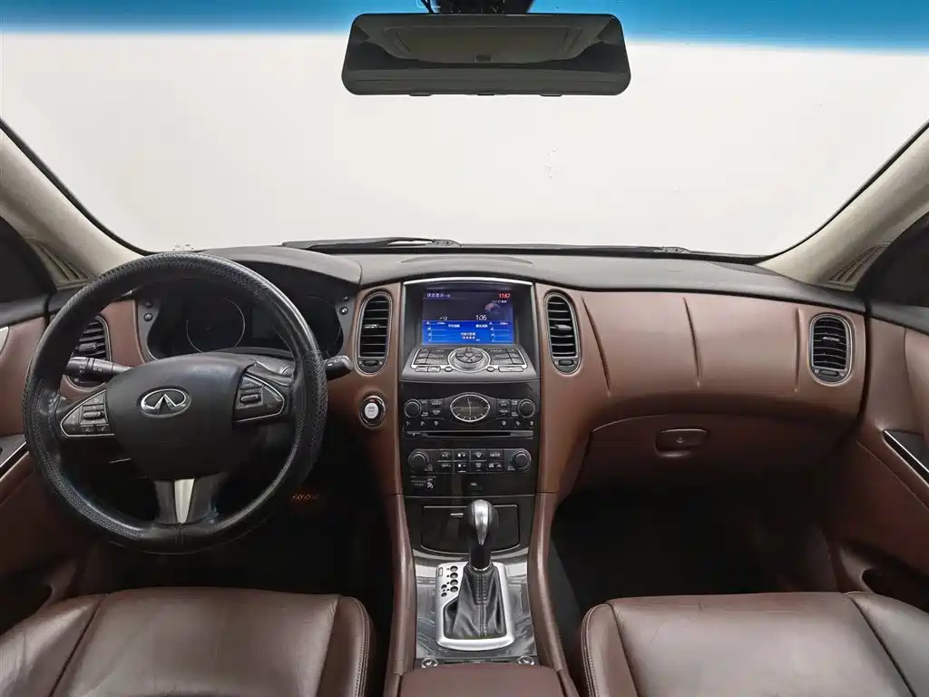 Infiniti QX50 2015 2.5L Enjoyment Edition фото 5