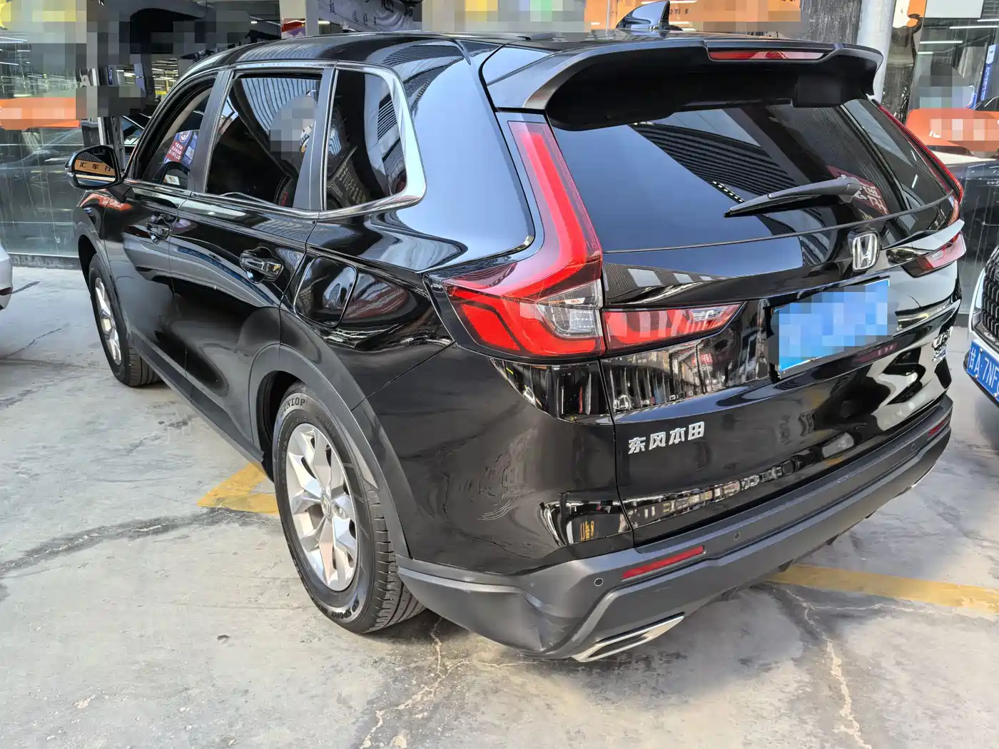Фото 4 - Honda CR-V