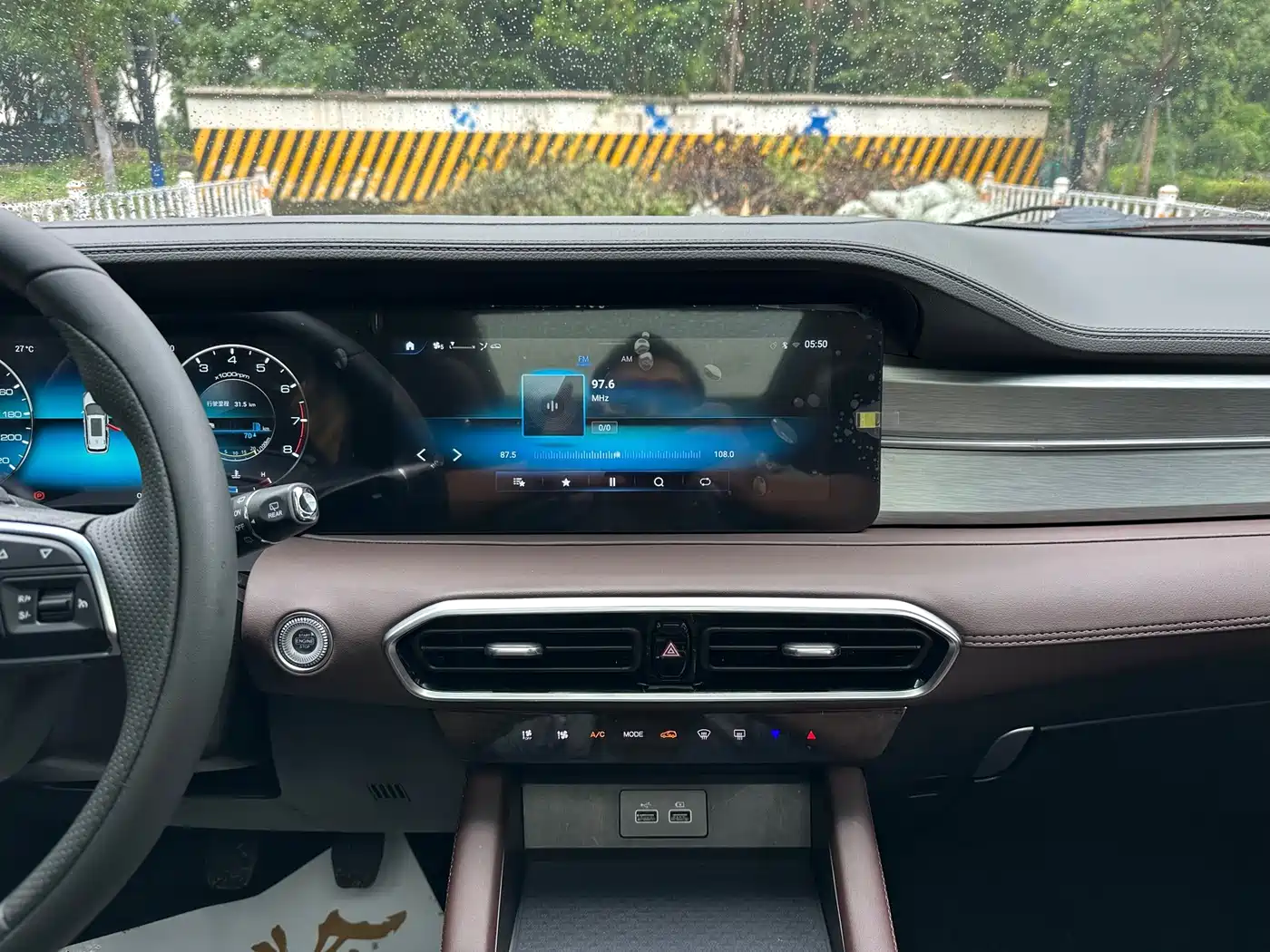 Jetour X90 PLUS 2023 2023 Facelift 1.5T Manual Villa 5-seater
