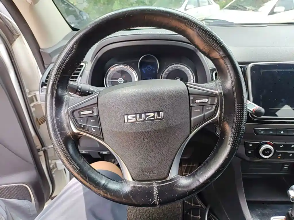 Isuzu mu-X Ranger 2018 2018 1.9T Diesel Auto 4WD Premium Edition 7-seater