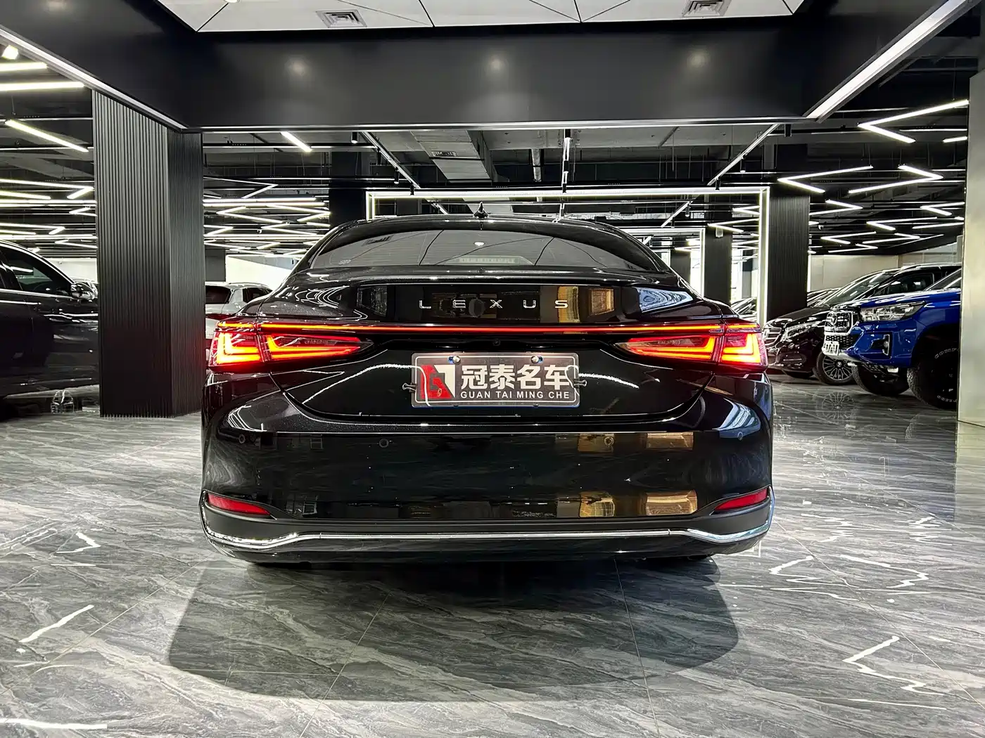 Lexus ES 2025 2025 200 Ultimate Edition