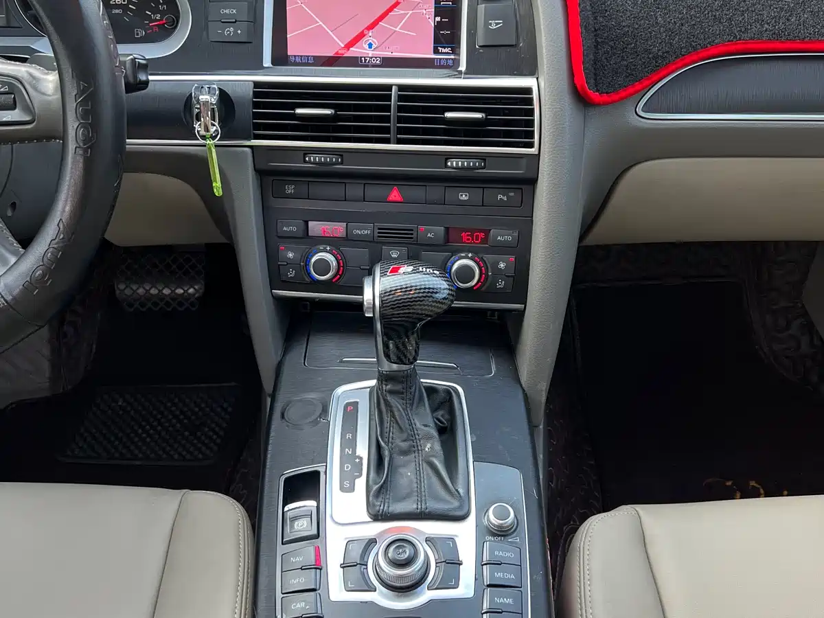 Audi A6L 2011 Model 2.0 TFSI Auto Standard фото 7