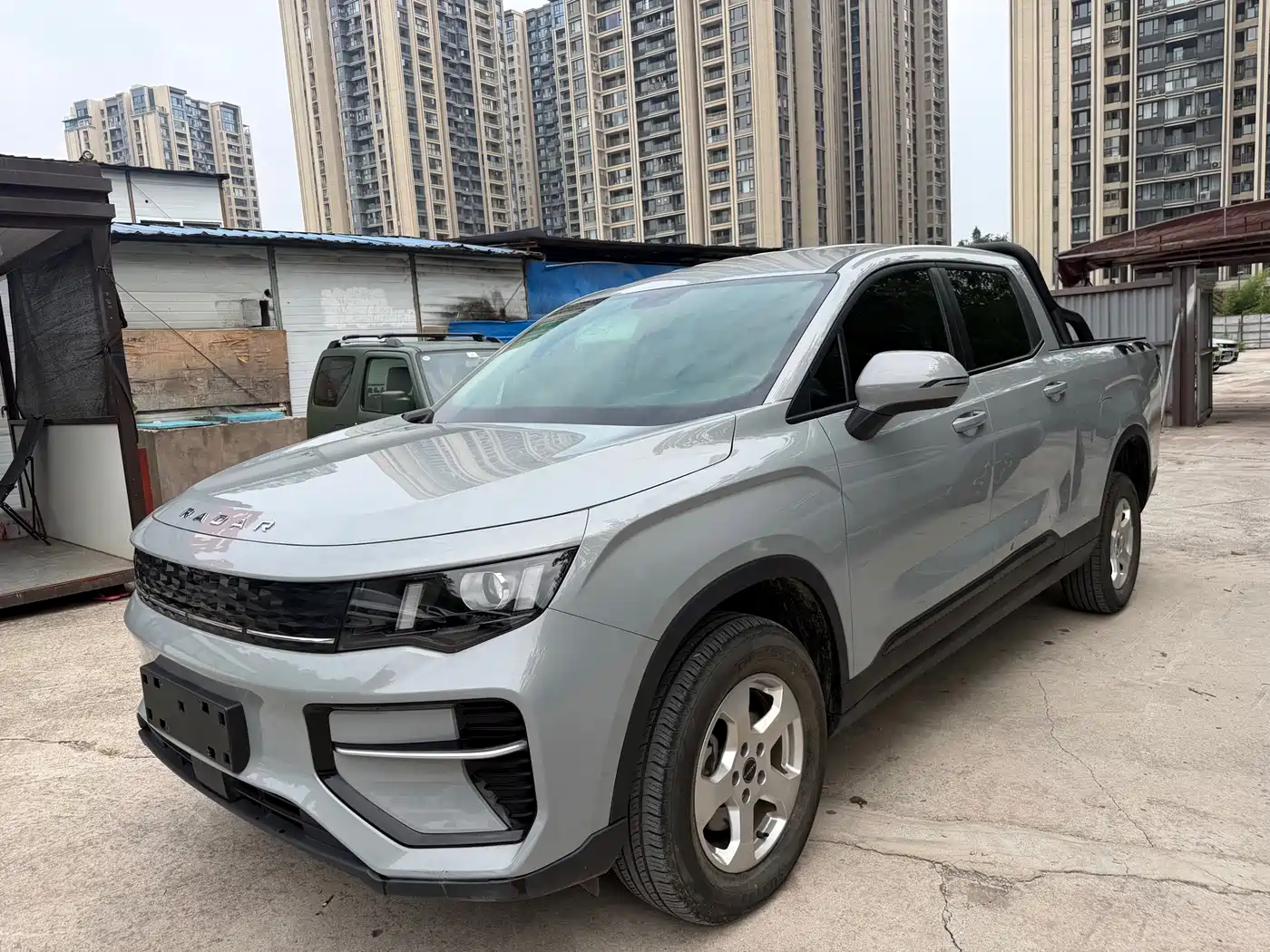 Geely Radar Radar King Kong 2025 2025 EM-P 4WD Long Bed Thousand-Mile King Kong