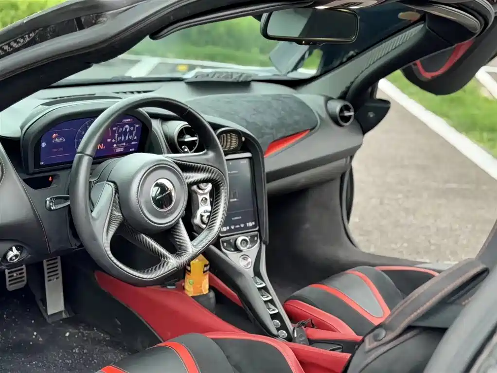 McLaren 720S 2019 4.0T Coupe фото 7