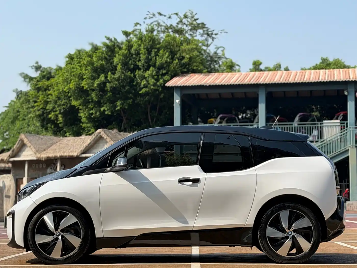 2019 BMW i3 (Import)