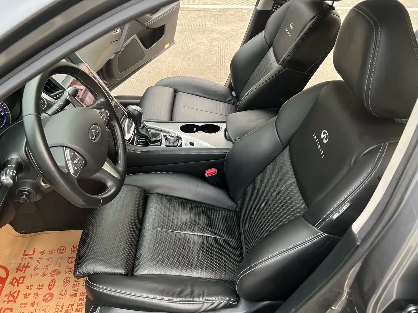 Infiniti Q50 2014 3.7L Luxury Sport фото 18