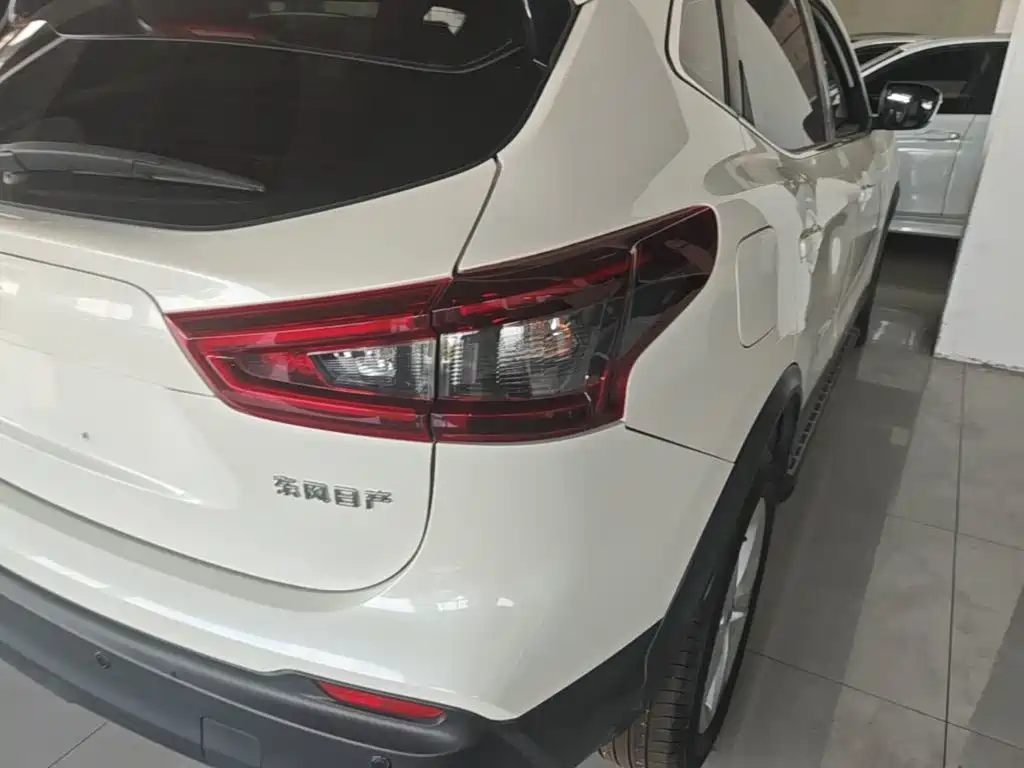 Nissan Qashqai 2024 2023 Model Classic 2.0L CVT XV Comfort
