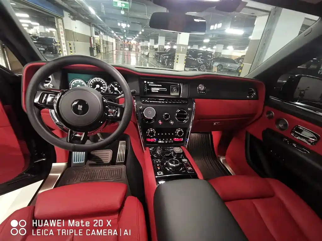 ROLLS-ROYCE CULLINAN