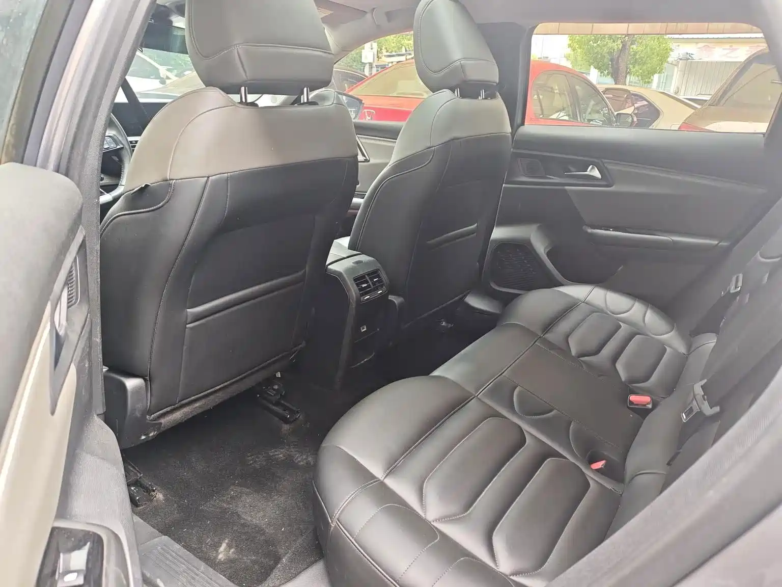 Фото 7 - Citroën Versailles C5 X