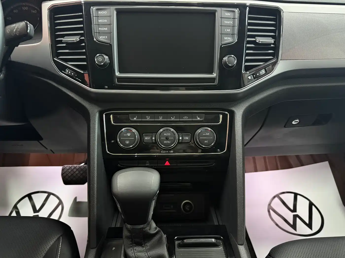 Volkswagen Teramont 2017 330TSI 2WD Luxury фото 8