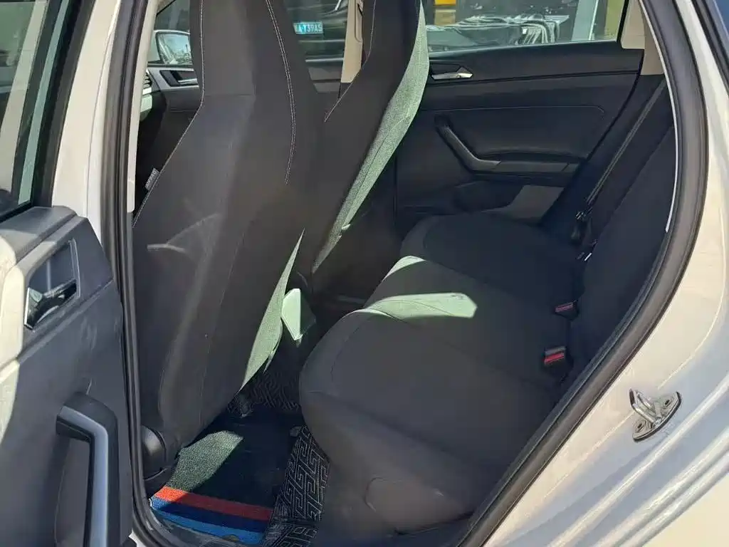 Volkswagen Polo 2023 Plus 1.5L Auto Joyful Living Edition фото 8