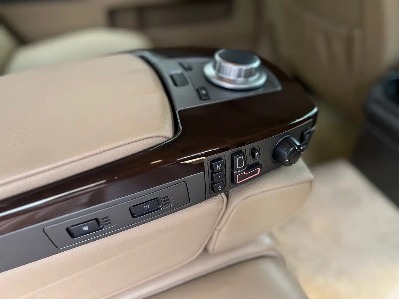BMW 7 Series 2005 Model 730Li фото 15