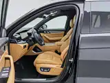 Photo 10 - Lynk & Co 09