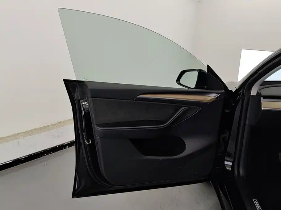 Tesla Model Y 2021 2021 Standard Range Rear-Wheel Drive