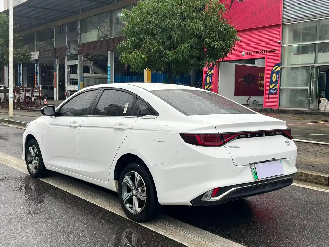 GEELY AUTOMOBILE EMGRAND L HIP