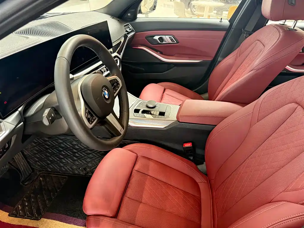 BMW 3 Series 2024 325i M Sport Shadowline Package фото 8