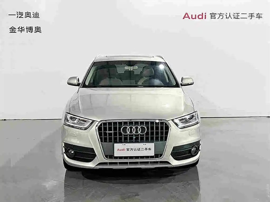 Audi Q3 2013 2013 40 TFSI quattro Luxury Model