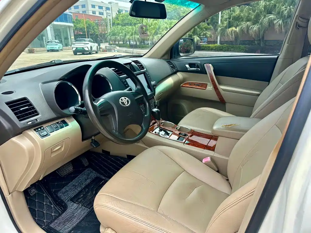 Toyota Highlander 2011 2009 2.7L 2WD 5-seater Elite Edition