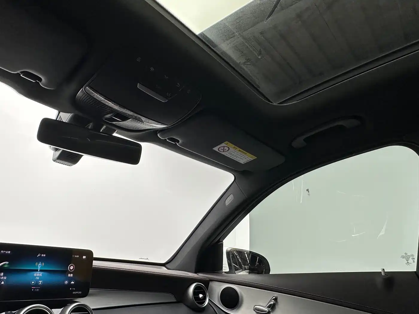 Mercedes-Benz GLC 2020 Facelift GLC 260 L 4MATIC Dynamic фото 16