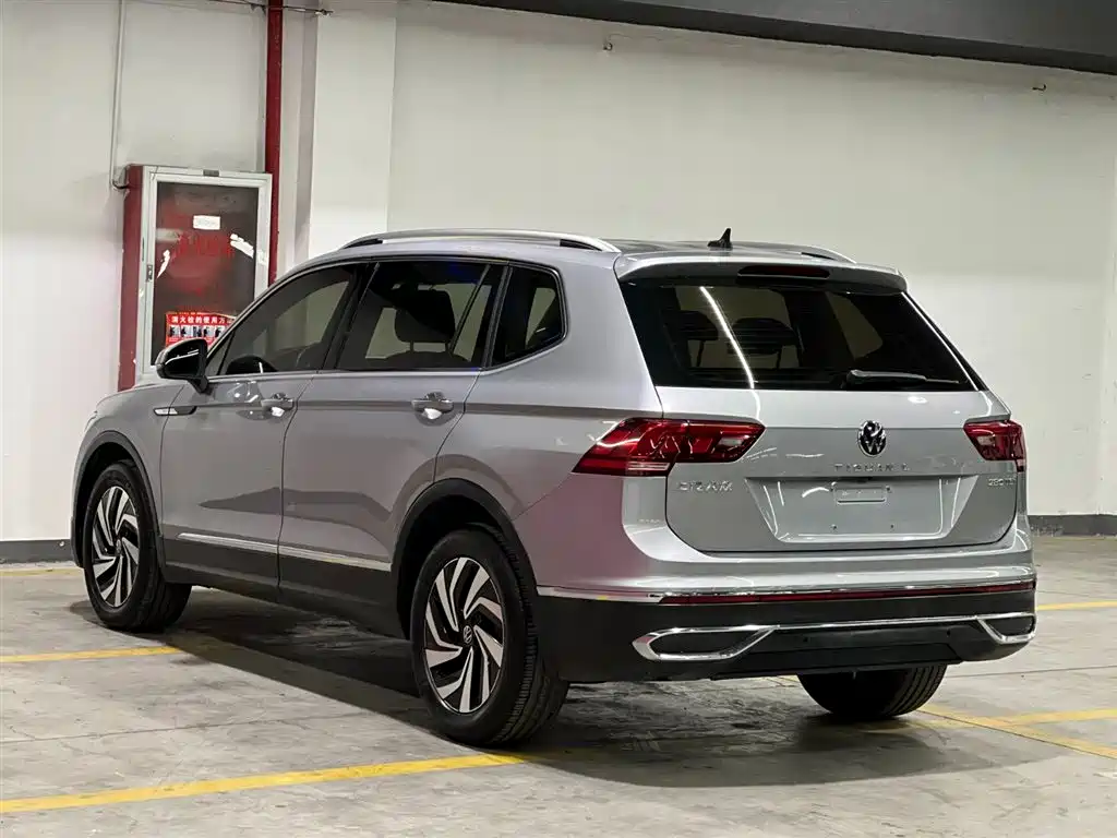 Volkswagen Tiguan L 2023 280TSI 2WD Trend Limited Edition фото 4