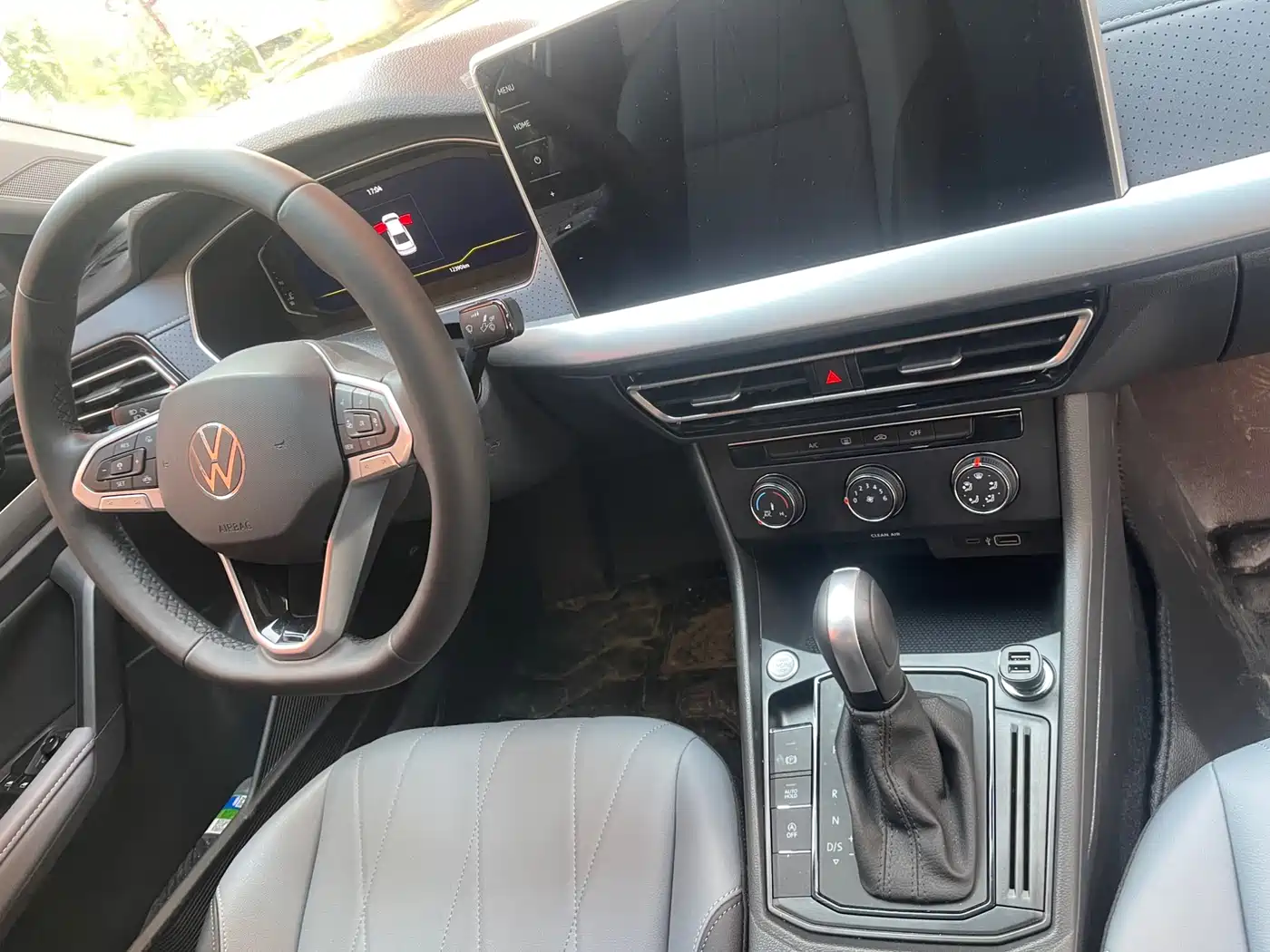 Volkswagen Lavida 2024 Model 1.5L Automatic Starlight 5 Million Edition фото 7