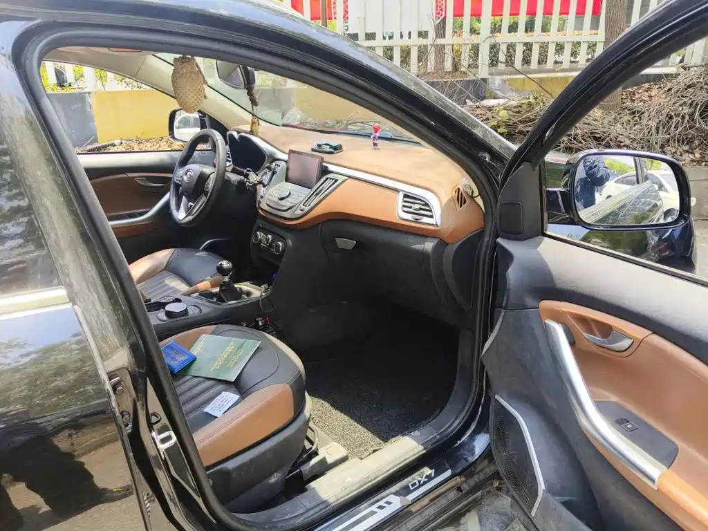 Soueast DX7 2017 2016 1.5T Manual Triumph Edition