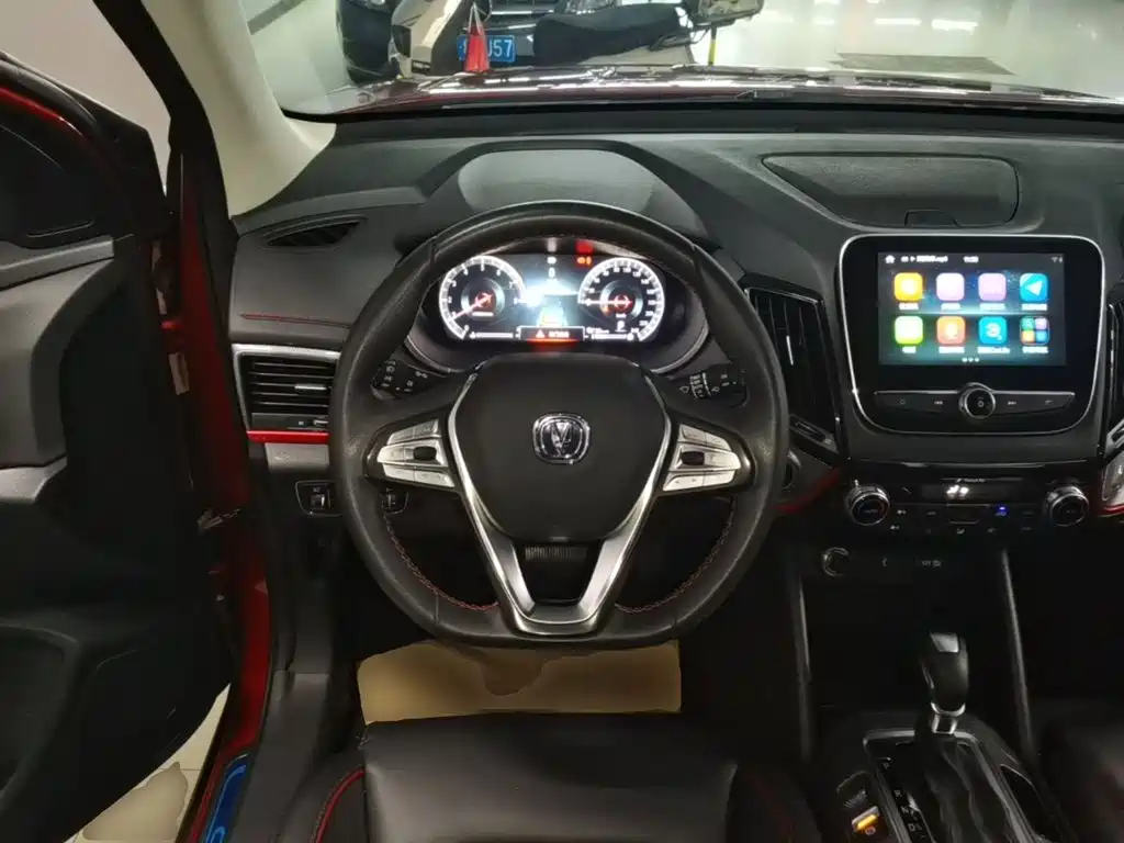 Фото 11 - Changan CS55