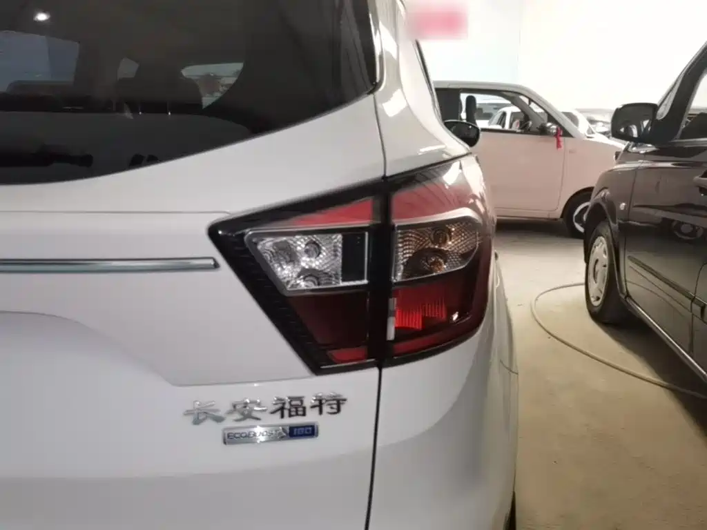 Ford Kuga 2020 2019 EcoBoost 180 2WD Platinum Wing Edition China VI