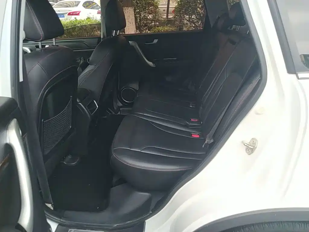 Фото 16 - Haval H6