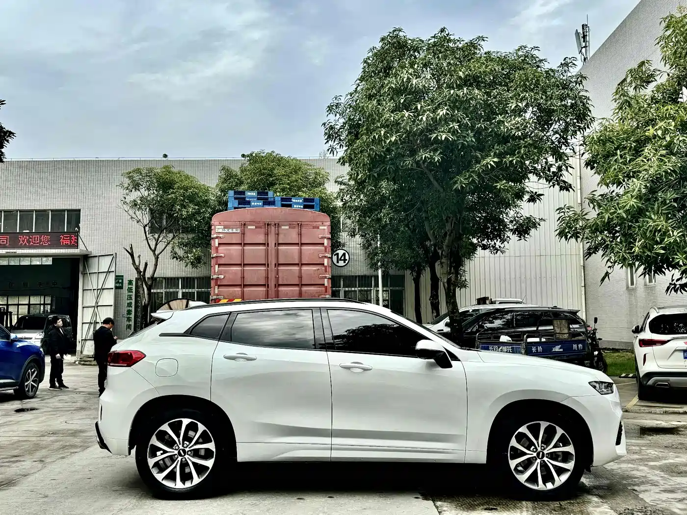 WEI PAI WEI BRAND VV7