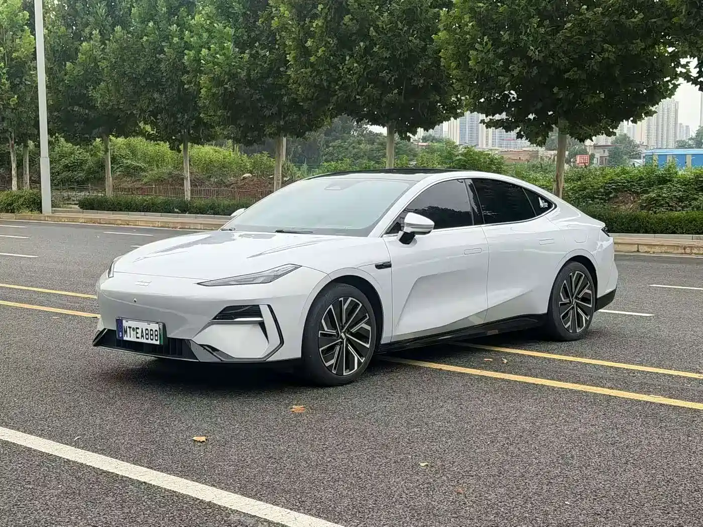 Geely Galaxy Galaxy E8 2024 2024 665km RWD Starship Voyager Edition
