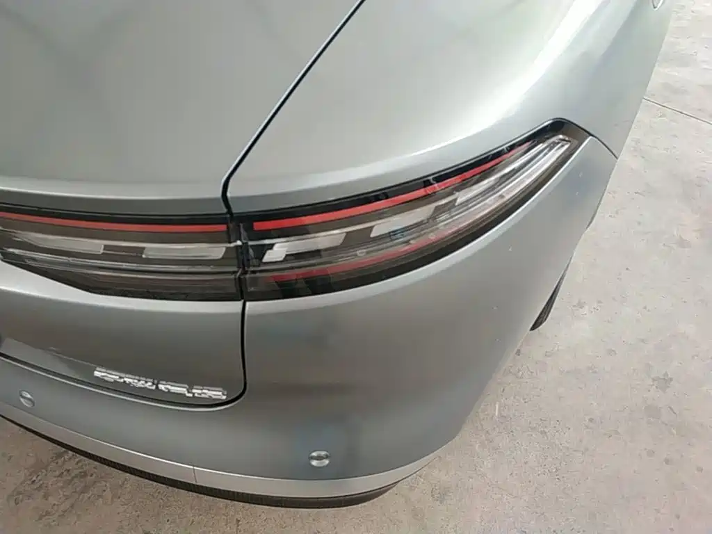 Chery Fengyun Fengyun A9L 2025 2025 260 Ultra Long Range Luxury Edition