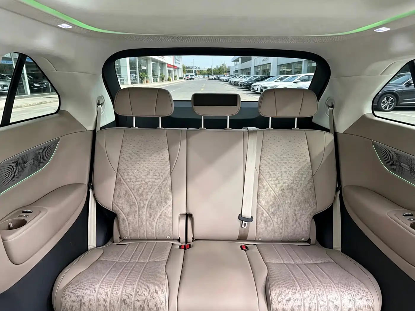 XPeng X9 2025 2025 Extended Range Edition