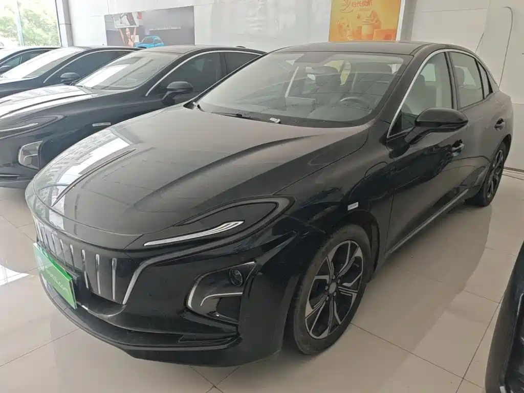 Hongqi E-QM5 2023