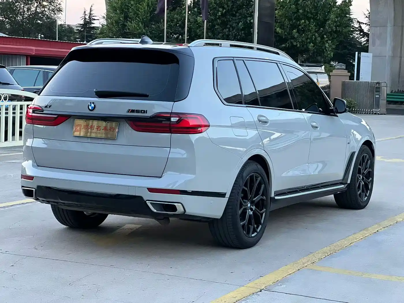 Фото 5 - BMW X7