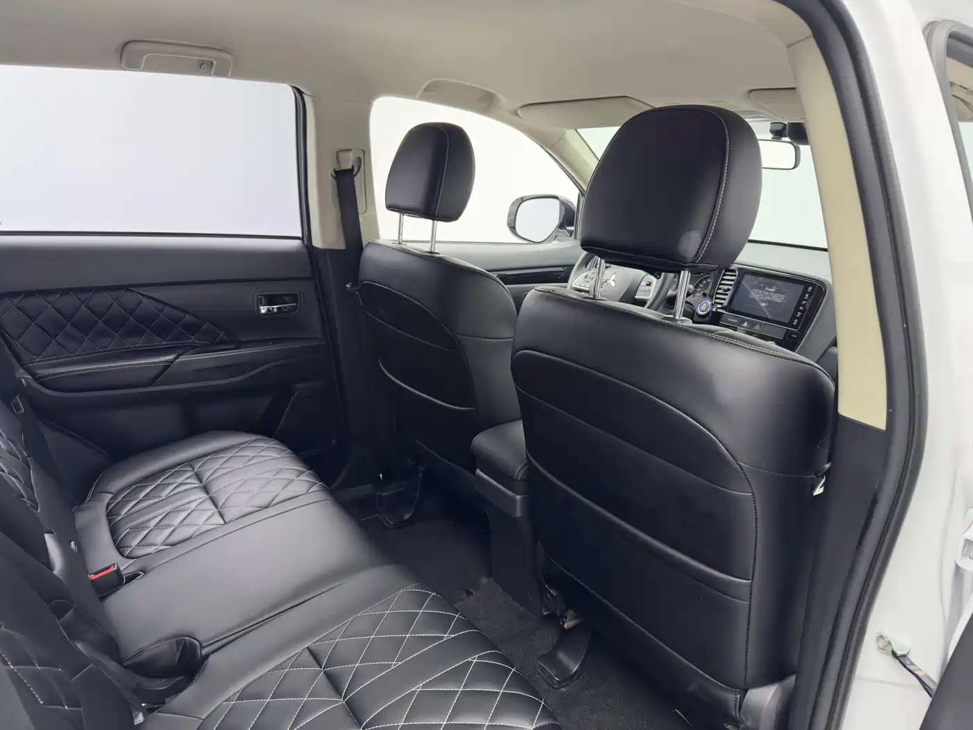 Mitsubishi Outlander 2022 2021 2.0L 2WD Smooth Ride Version 5-Seater
