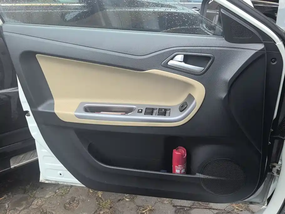 Haima Familia 2016 2016 1.6L Manual Pinshang Upgrade Edition