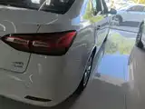 Фото 8 - Roewe 360