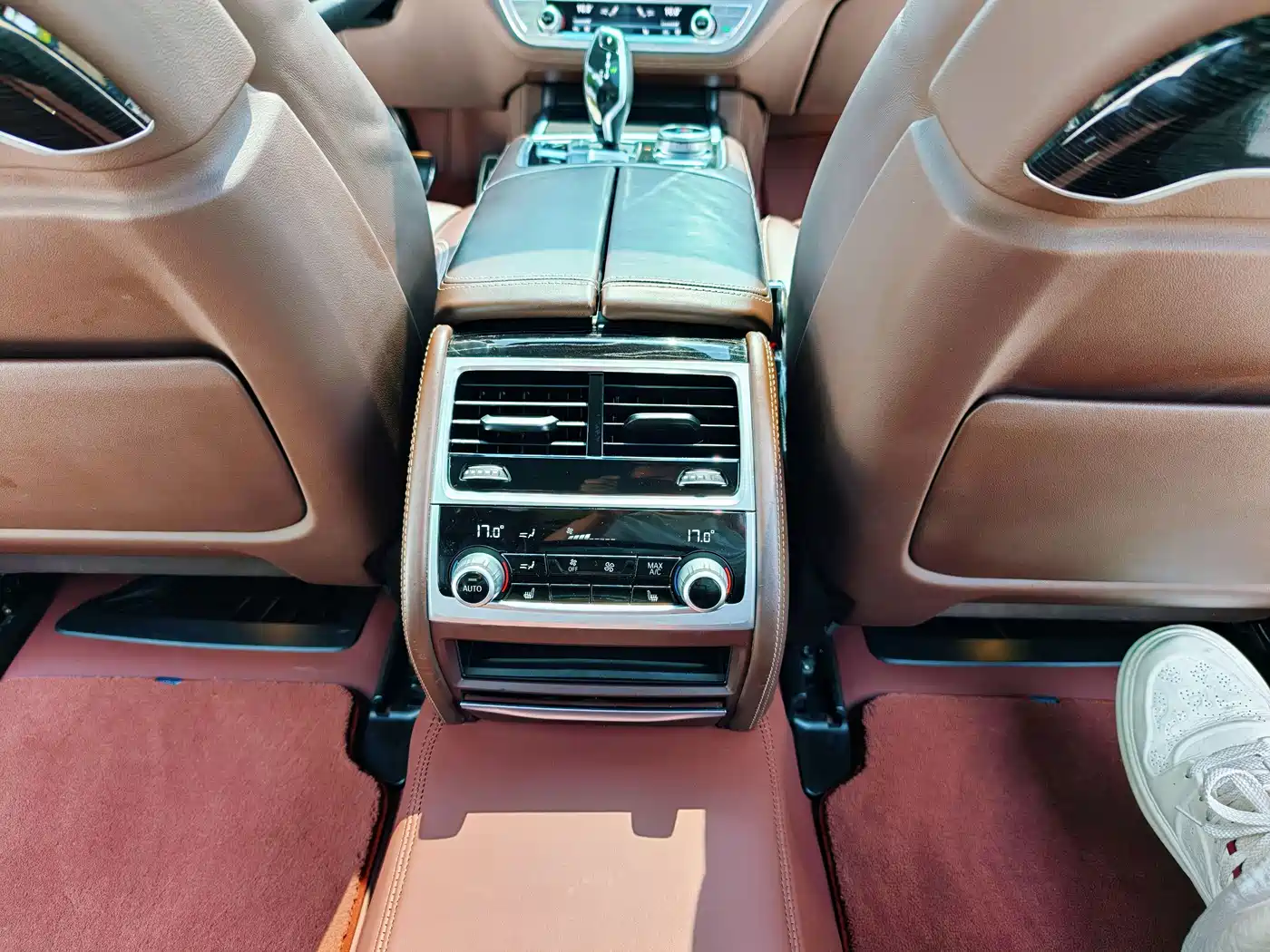 Photo 26 - BMW 7 Series
