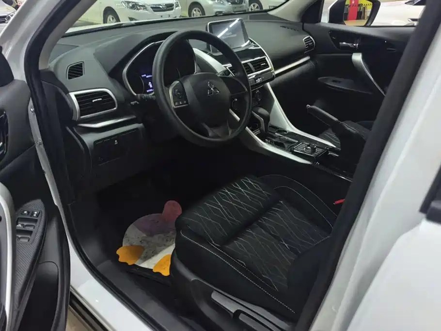 Mitsubishi Eclipse Cross 2019 2018 1.5T CVT 2WD Fearless Edition
