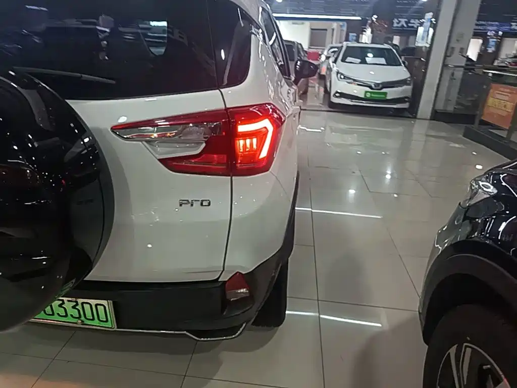 BYD Yuan Pro 2022 2021 401KM Luxury Model