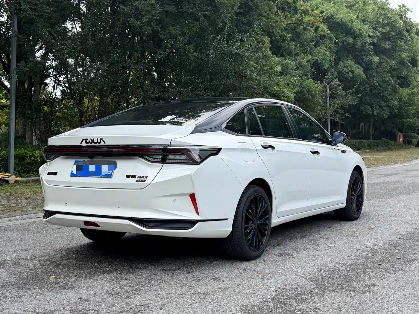 Dongfeng Aeolus Yixuan MAX 2022 2021 1.5T Super Dad Edition