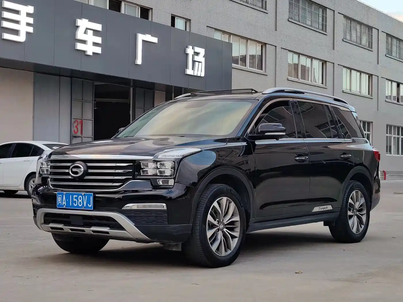 GAC Trumpchi Trumpchi GS8 2017 320T 2WD Luxury Smart Connect (7-seater)