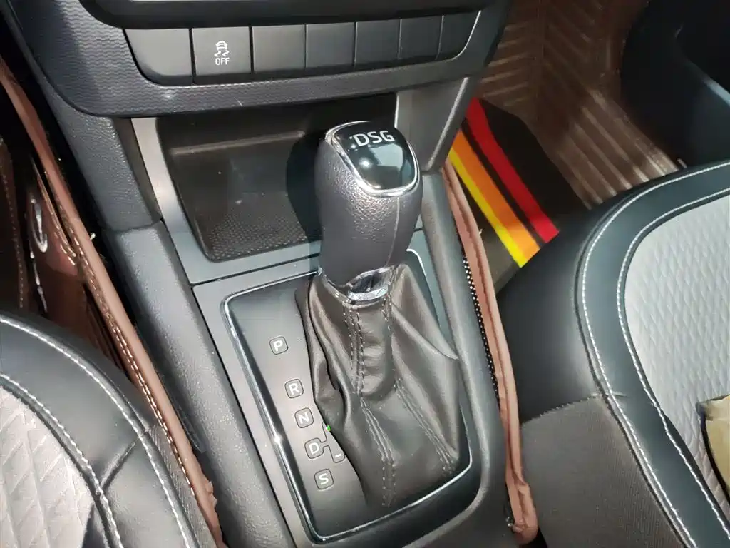 Škoda Yeti 2017 TSI280 DSG Advance фото 14