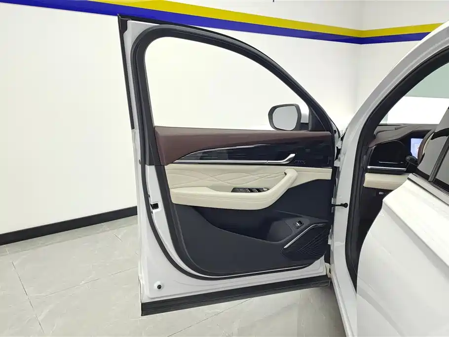 GEELY AUTOMOBILE XINGYUE L